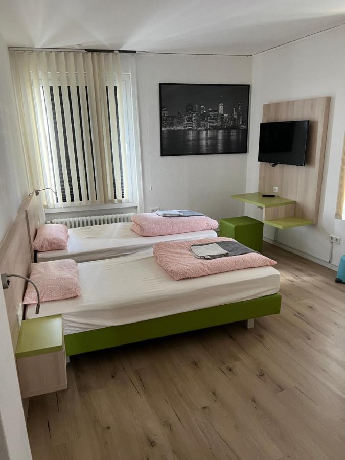 Waffel Cafe Hostel Monteurwohnung Ferienwohnung كاسيل المظهر الخارجي الصورة